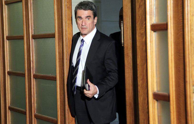 Δια βίου αποκλεισμός για παιδόφιλους εκπαιδευτικούς 1 loverdos_5