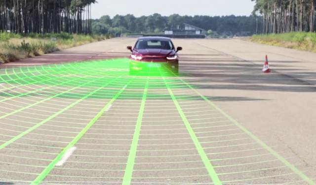 New automatic accident avoidance system from Ford 1 Ford