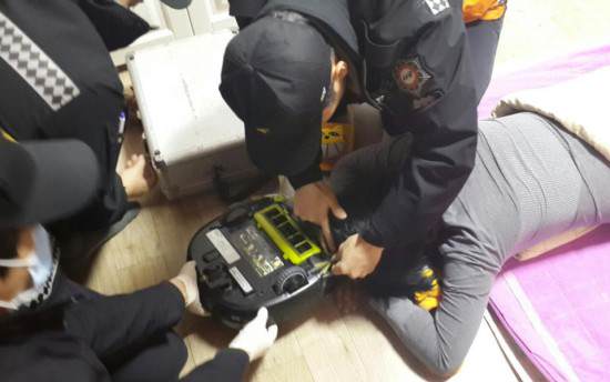 Robotic vacuum cleaner attacked a woman 