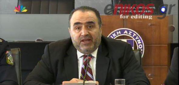 Για τους τρεις υβριστές του Βαγγέλη Γιακουμάκη μιλά ο Μ. Σφακιανάκης 1 Για τους τρεις υβριστές του Βαγγέλη Γιακουμάκη μιλά ο Μ. Σφακιανάκης