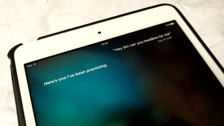 "Siri, can you beatbox for me?" Seriously, ask for it! 1 "Siri, can you beatbox for me?" Seriously, ask for it!