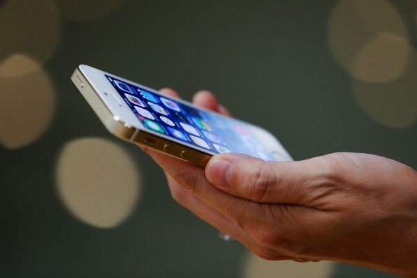 Company threatens to fire employees if they buy iPhone 7 1 apple-is-in-hot-water-in-china-after-its-iphones-were-iPhones