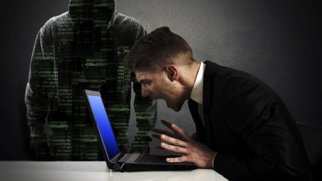 Hacker faces 20 years in prison for collaborating with ISIS 1 hacker-pleads-guilty-to-giving-stolen-us-military-data-to-is_9zue-640-Hacker