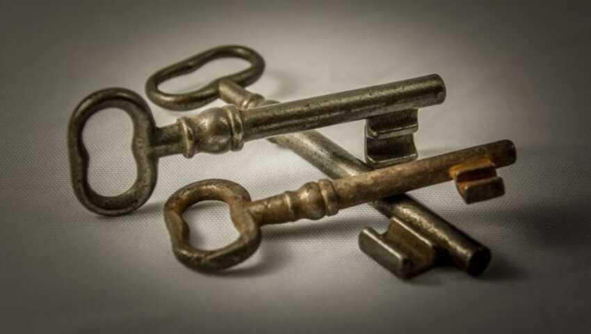 Chrome and Firefox Web Authentication API: end passwords 1 Web Authentication API